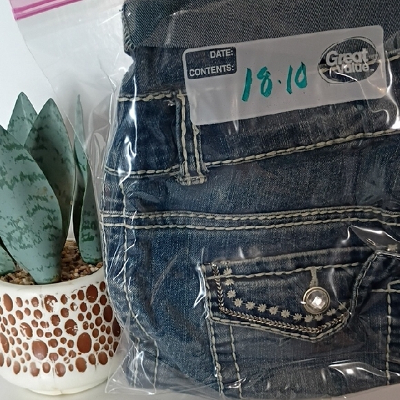 Cherokee Indigo Denim Shorts Women's XL 14-16 White Hem Embroidered - Picture 11 of 11